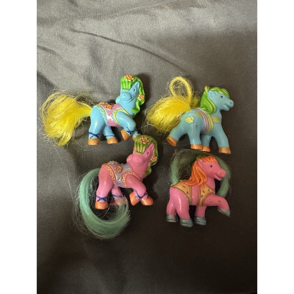Vintage Tara Toys Carnival Carousel Pony Luv Miniature Horse Figures Lot of 4